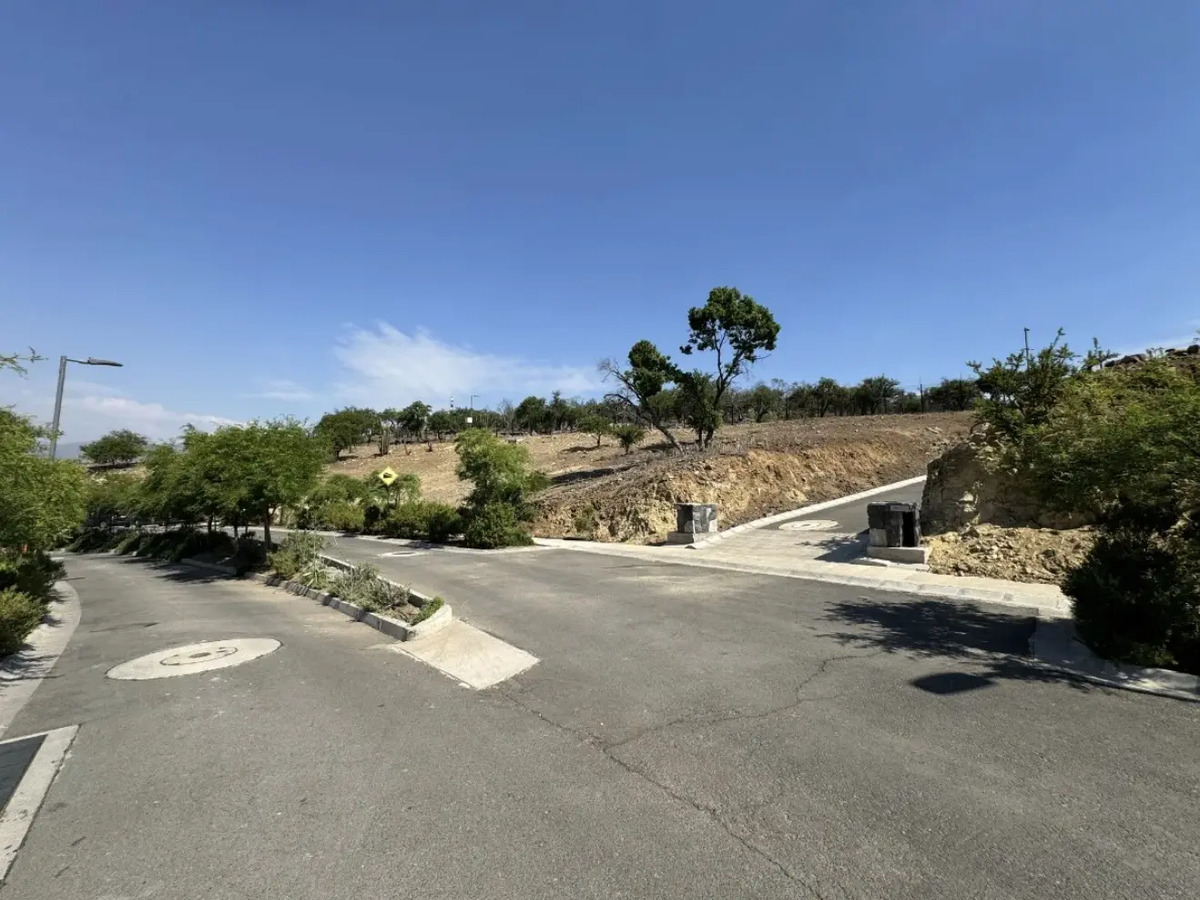 Venta Terreno 800m2 Condominio Bravos – Lo Barnechea