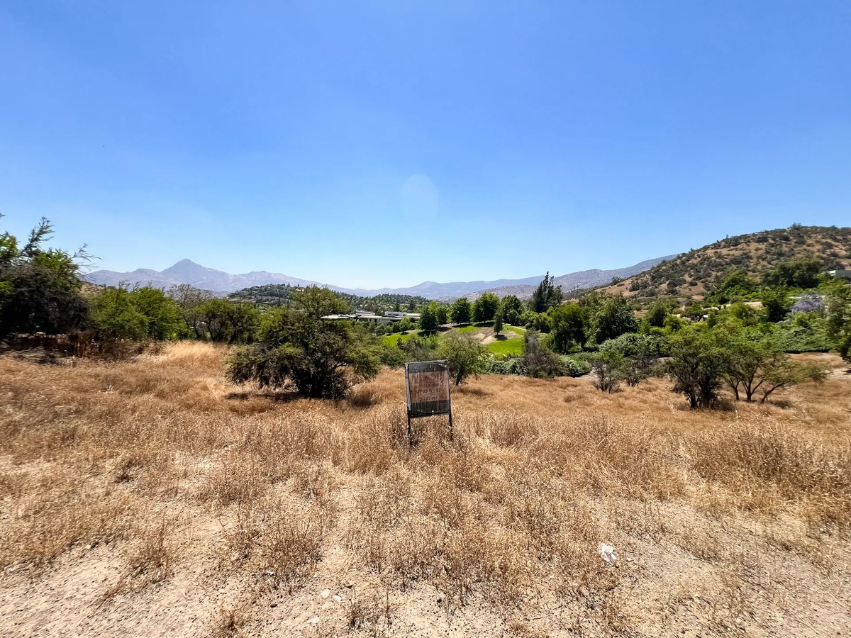 Venta Terreno 2.500m2 en Valle Escondido – Lo Barnechea