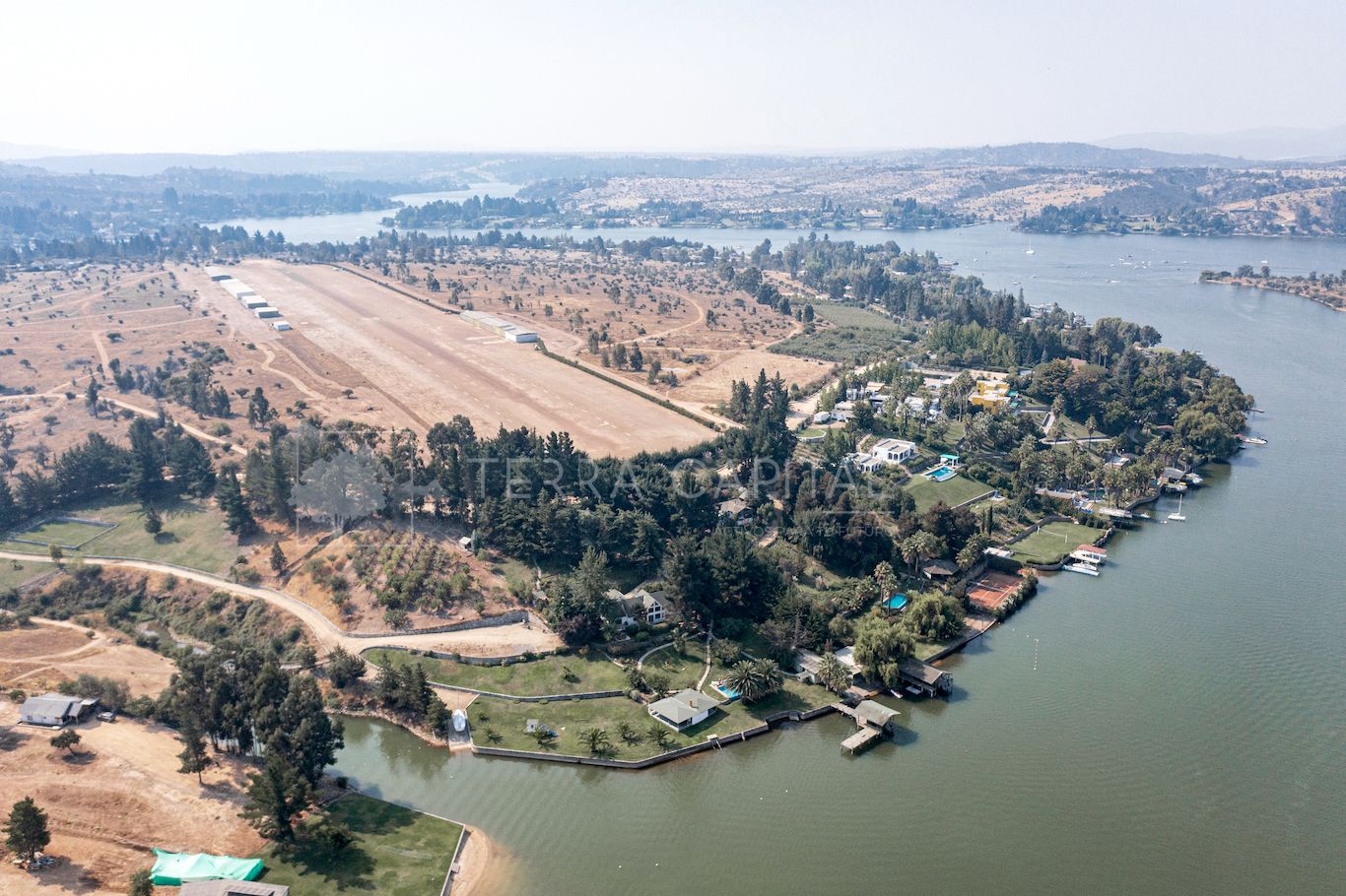Terrenos de 5.000 m² en Costa del Sol, Lago Rapel